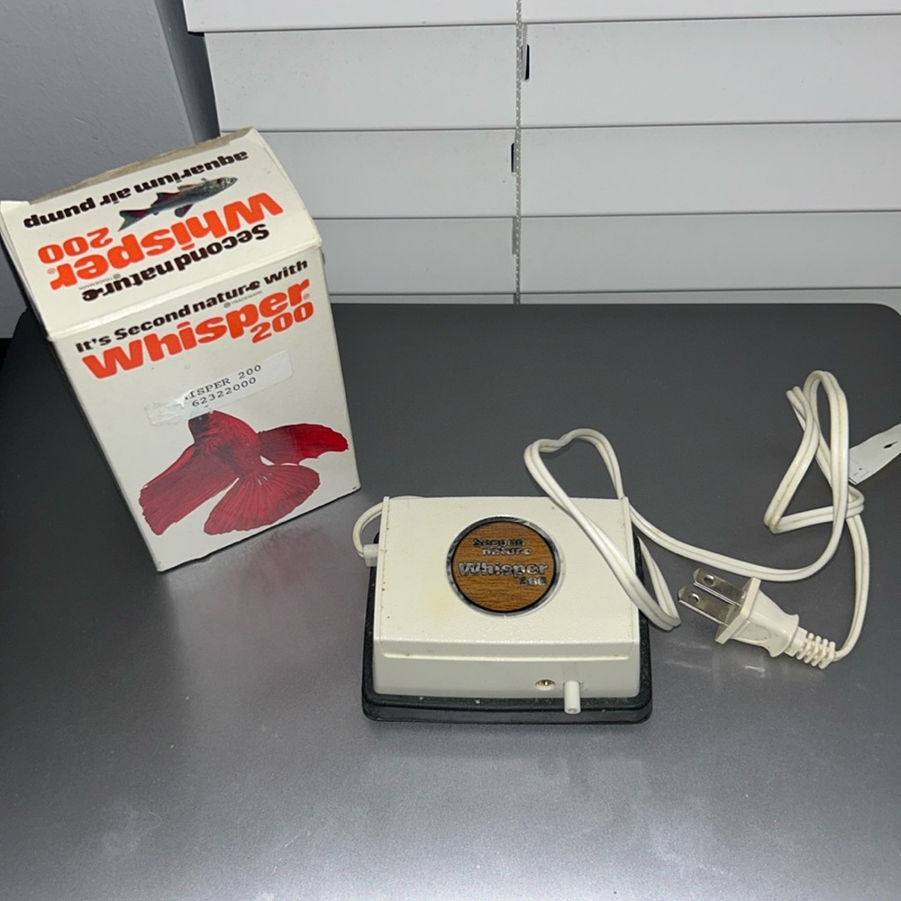 Whisper 200 By Second Nature FISH‎ TANK Air Pump TESTED WORKS In Box